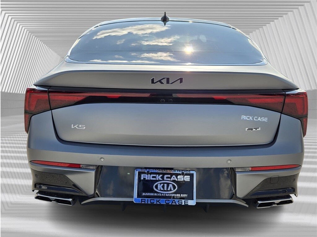 2026 Kia K5 GT photo 4