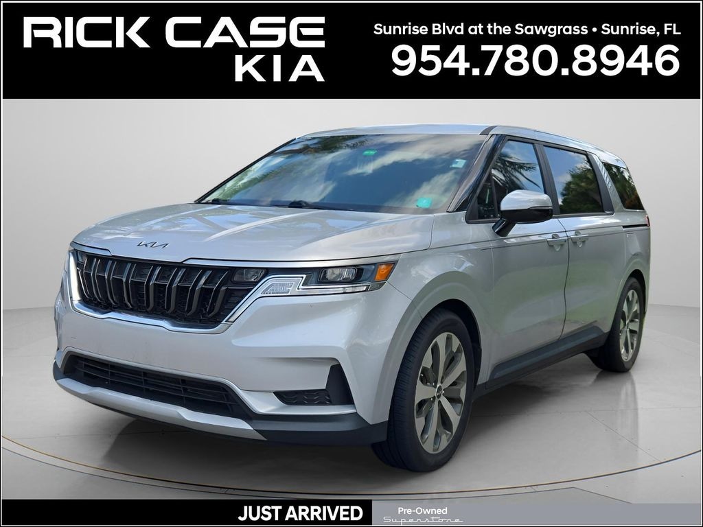 Certified 2022 Kia Carnival LXS Minivan/Van