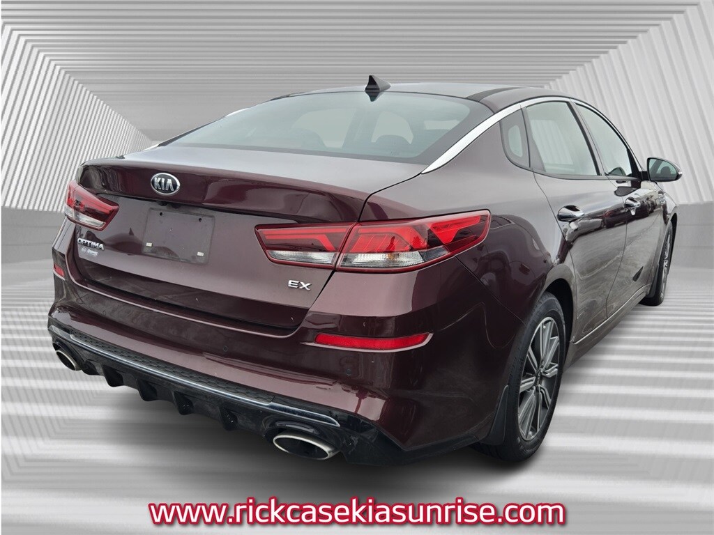 2020 Kia Optima EX Premium photo 4