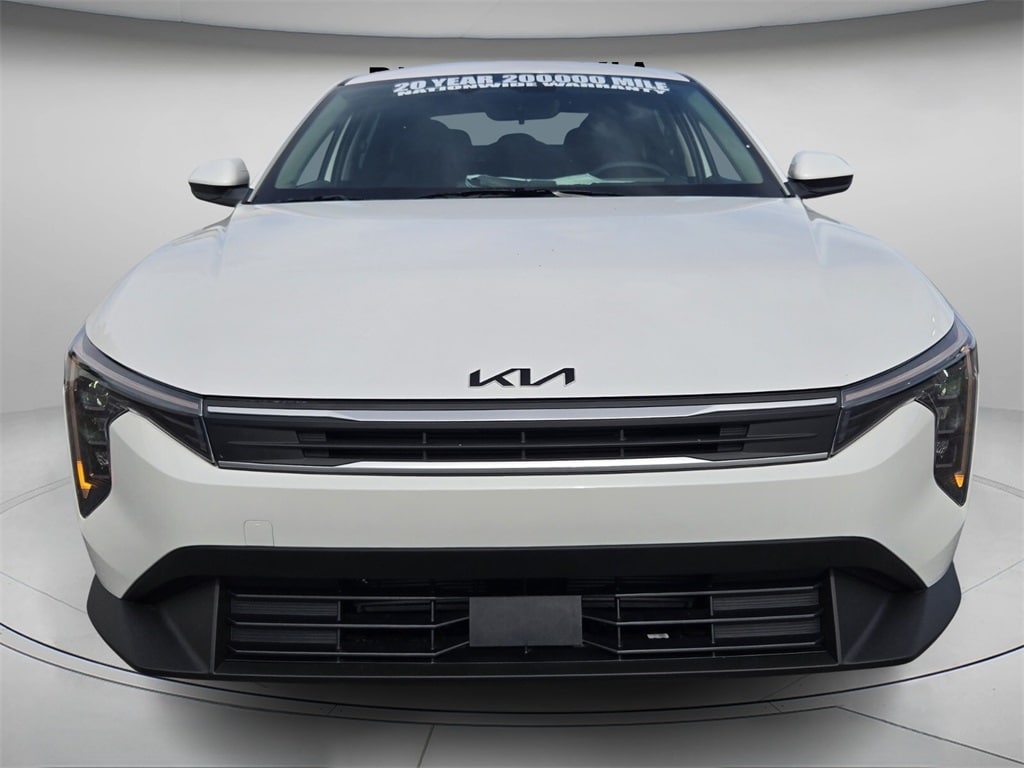 New 2025 Kia K4 LXS Sedan
