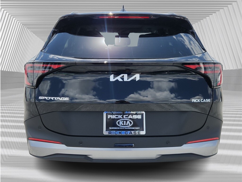 2026 Kia Sportage EX photo 4