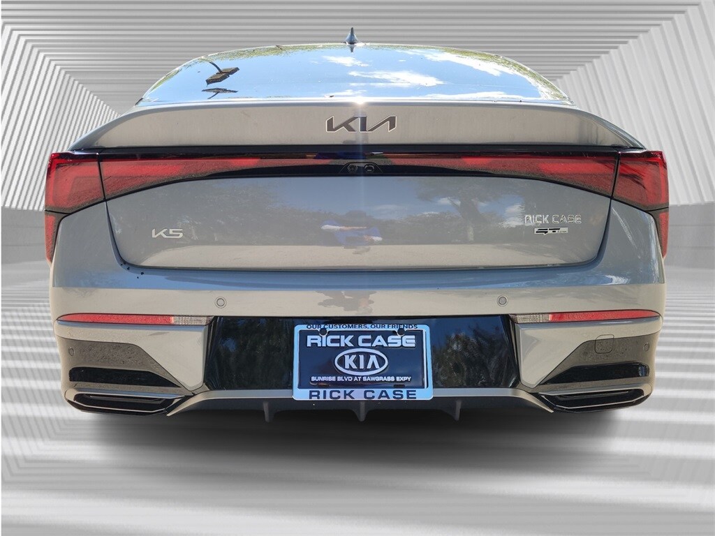 2026 Kia K5 GT-Line photo 4