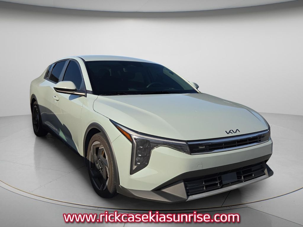 Certified 2025 Kia K4 EX Sedan