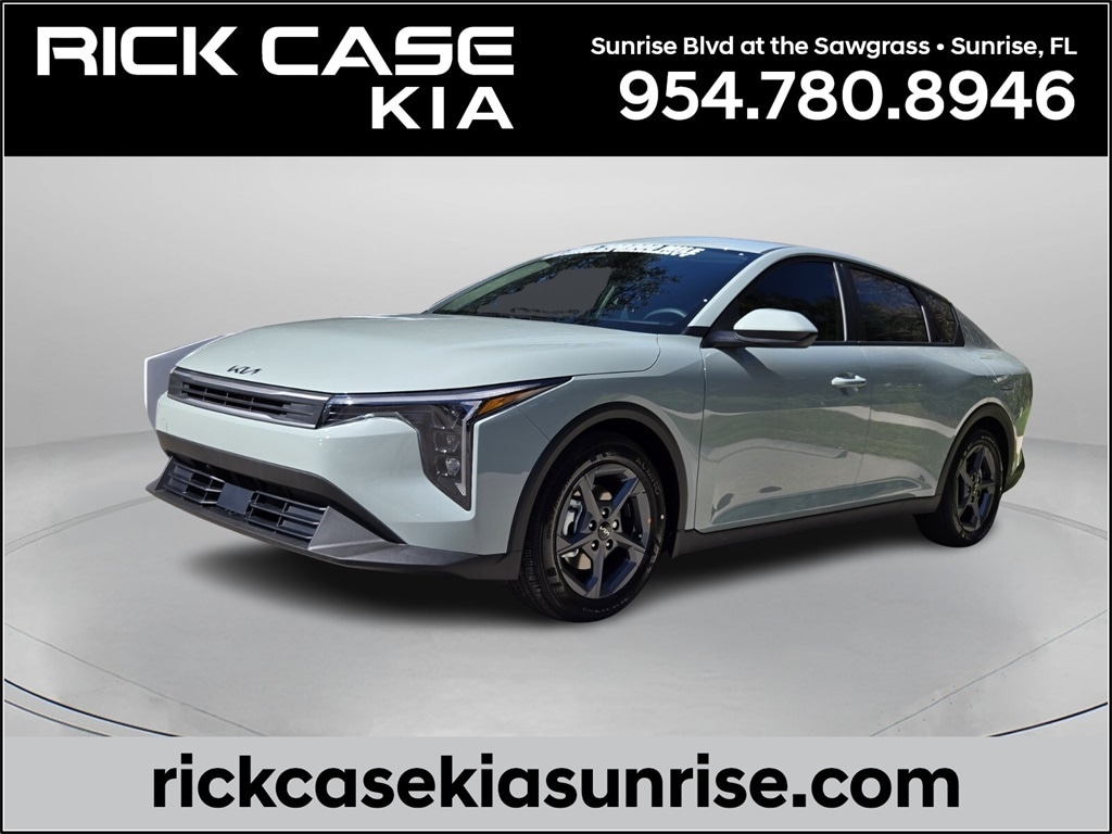 2025 Kia K4 LXS's photo