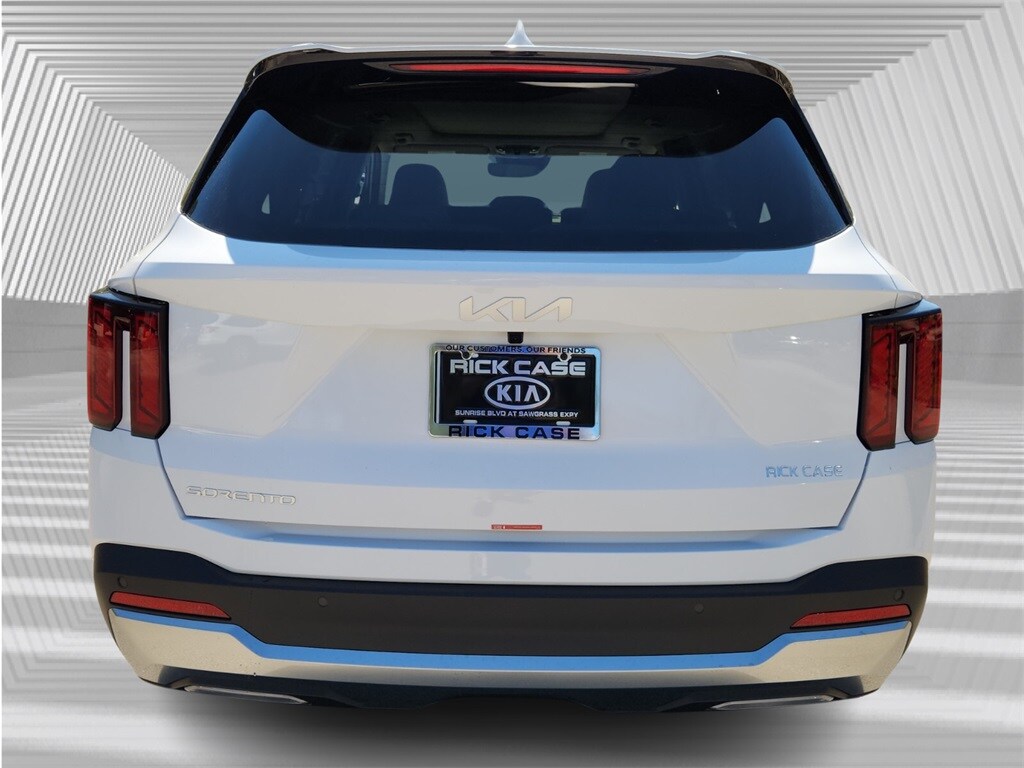 2025 Kia Sorento S photo 4
