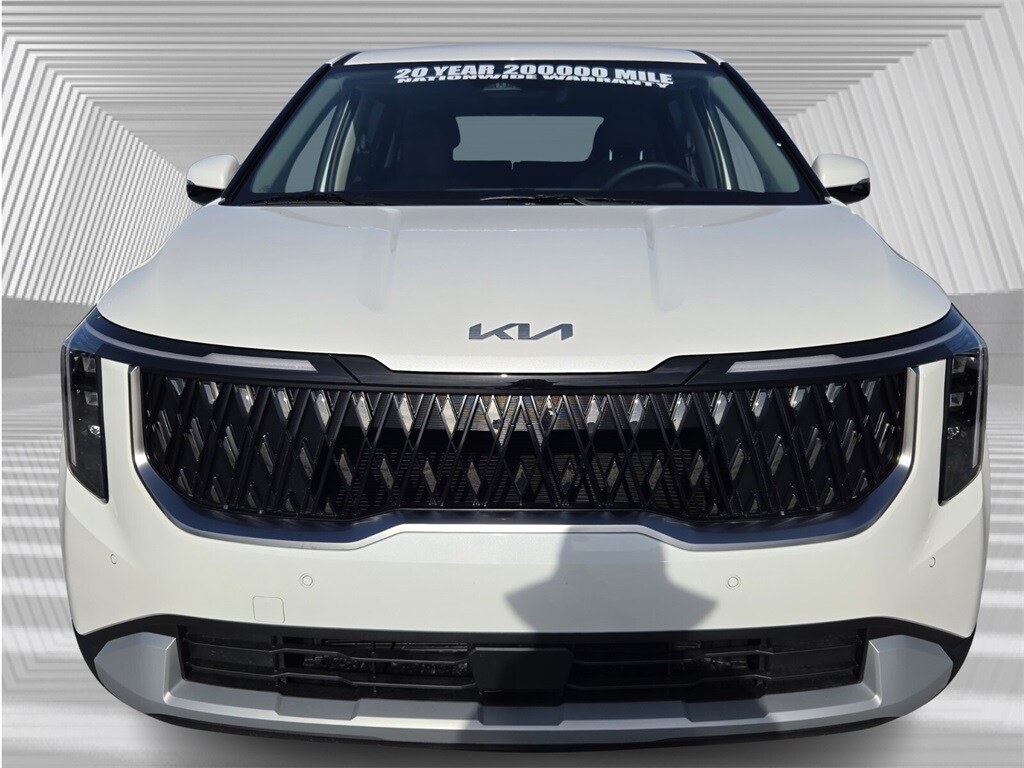2026 Kia Carnival LX photo 3