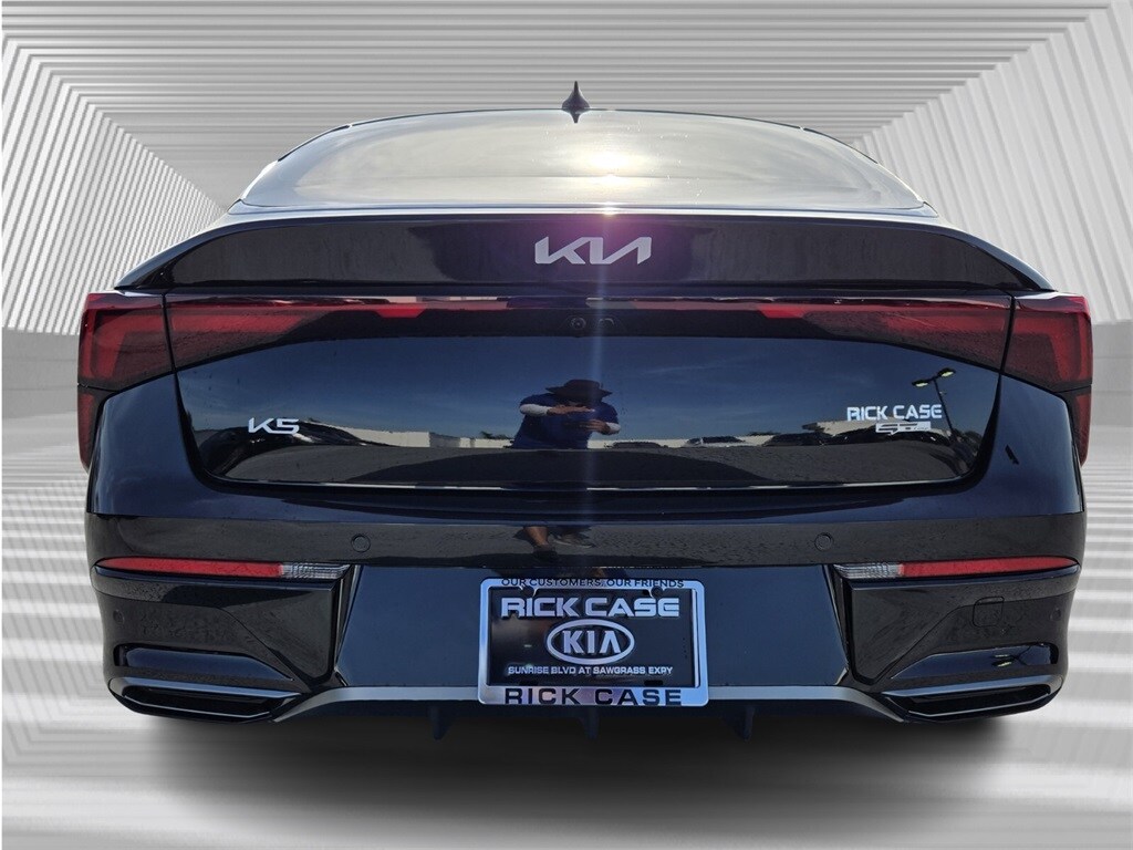 2026 Kia K5 GT-Line photo 4