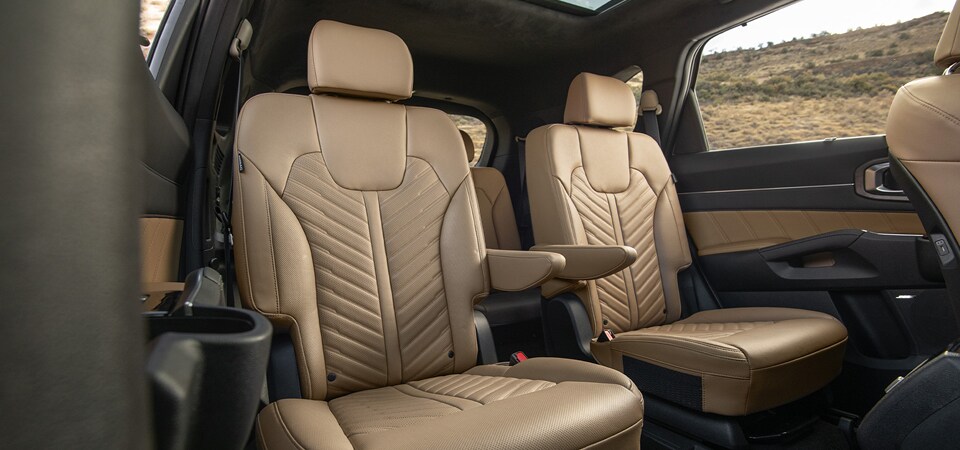 SORENTO_INTERIOR_V3.jpg