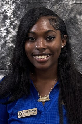 Staff member Jada Weekes from 57ee1634f98c