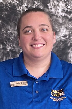 Staff member Julie Skaine from 1544001ce910