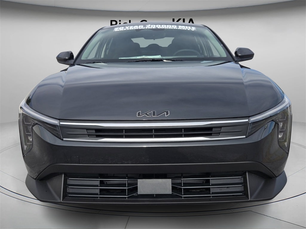New 2025 Kia K4 LXS Sedan