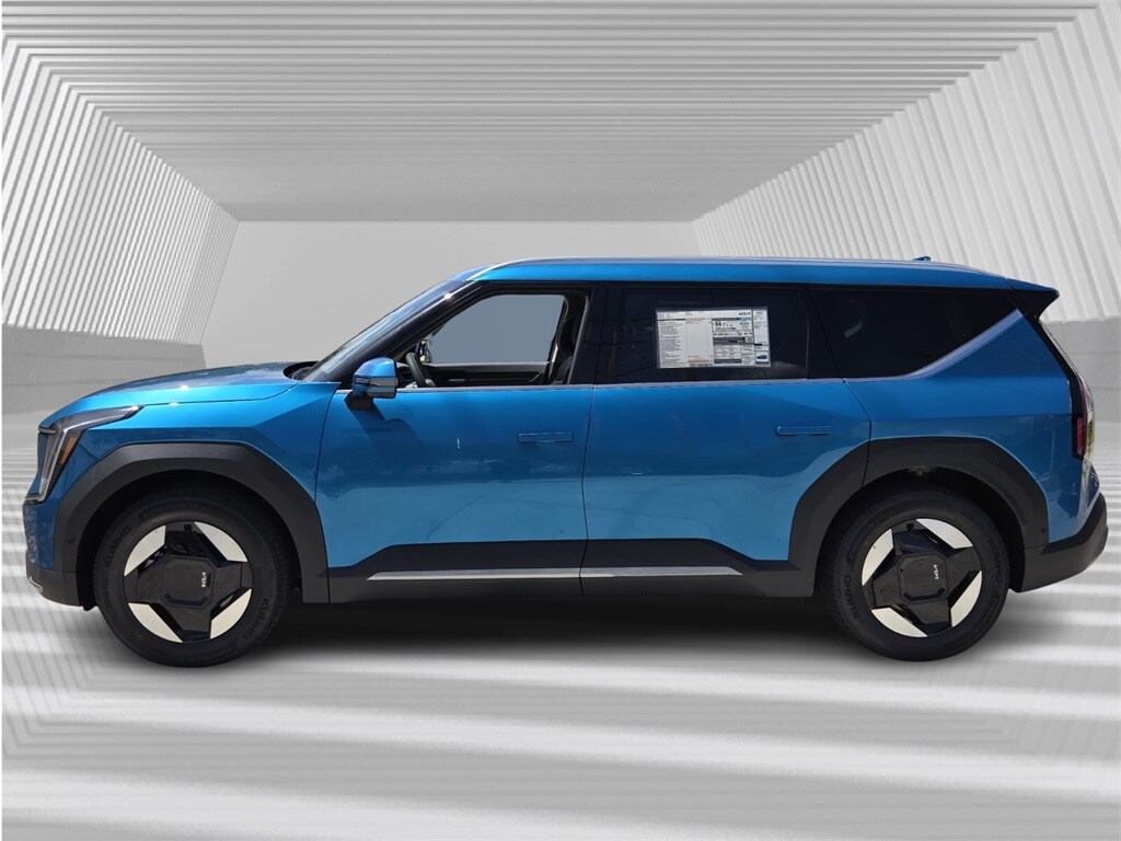 2026 Kia EV9 Wind photo 2