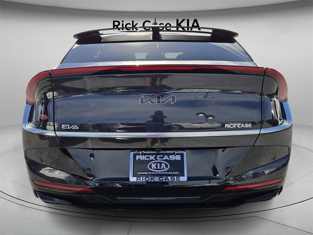 New 2025 Kia EV6 Wind SUV