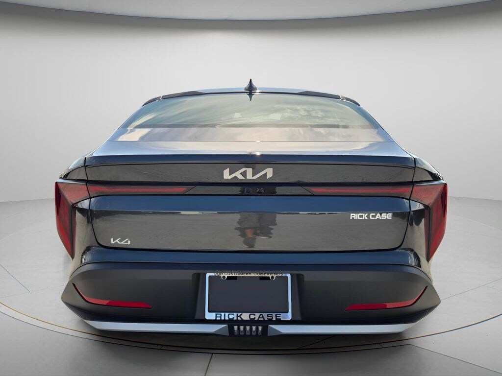 New 2026 Kia K4 LXS Sedan