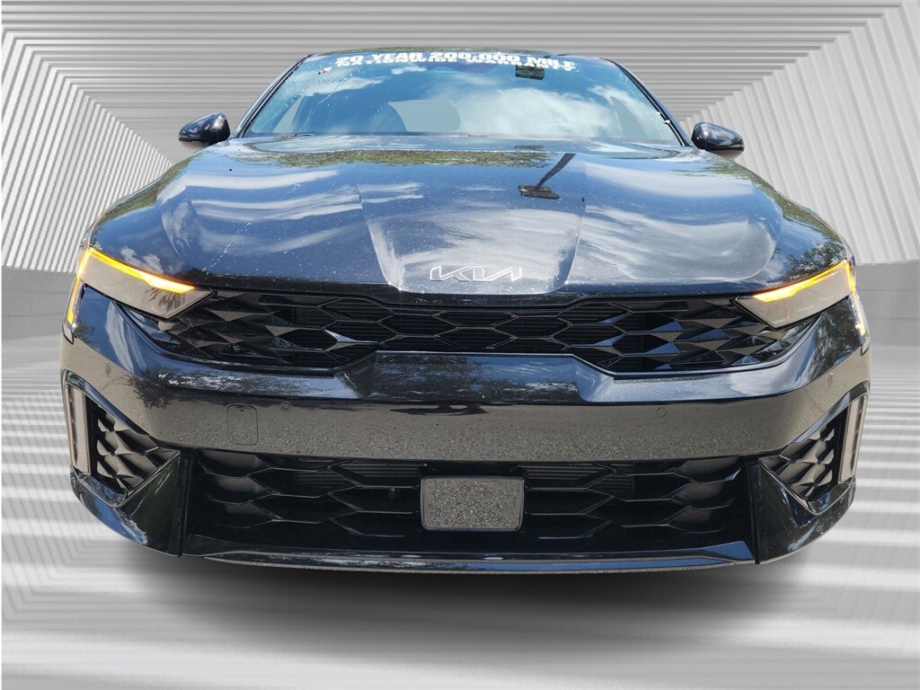 2025 Kia K5 GT-Line photo 3