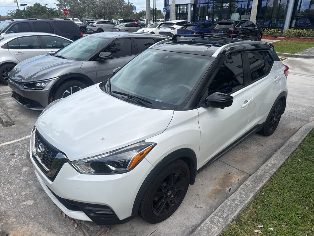 2020 Nissan Kicks 1.6 SR's photo