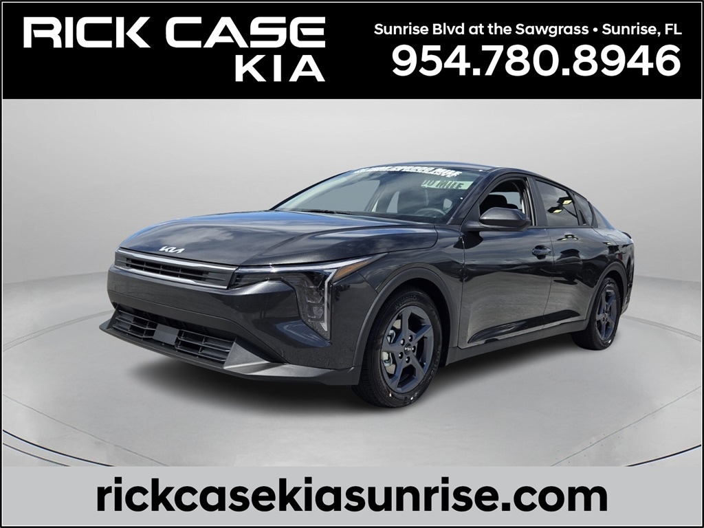 2025 Kia K4 LXS's photo