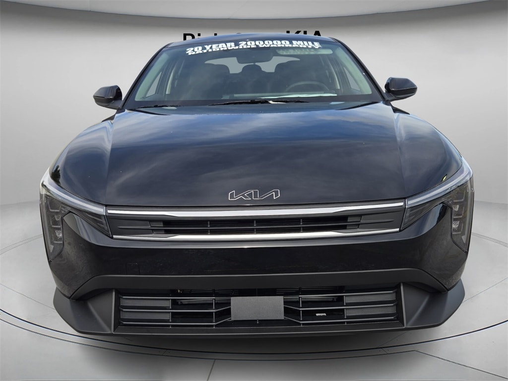 New 2025 Kia K4 LXS Sedan