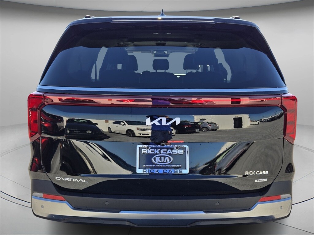 New 2026 Kia Carnival Hybrid SX Van Passenger Van