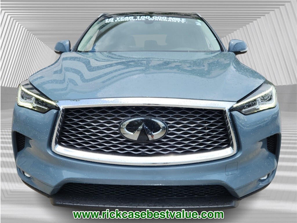 2022 Infiniti QX50 Luxe photo 4