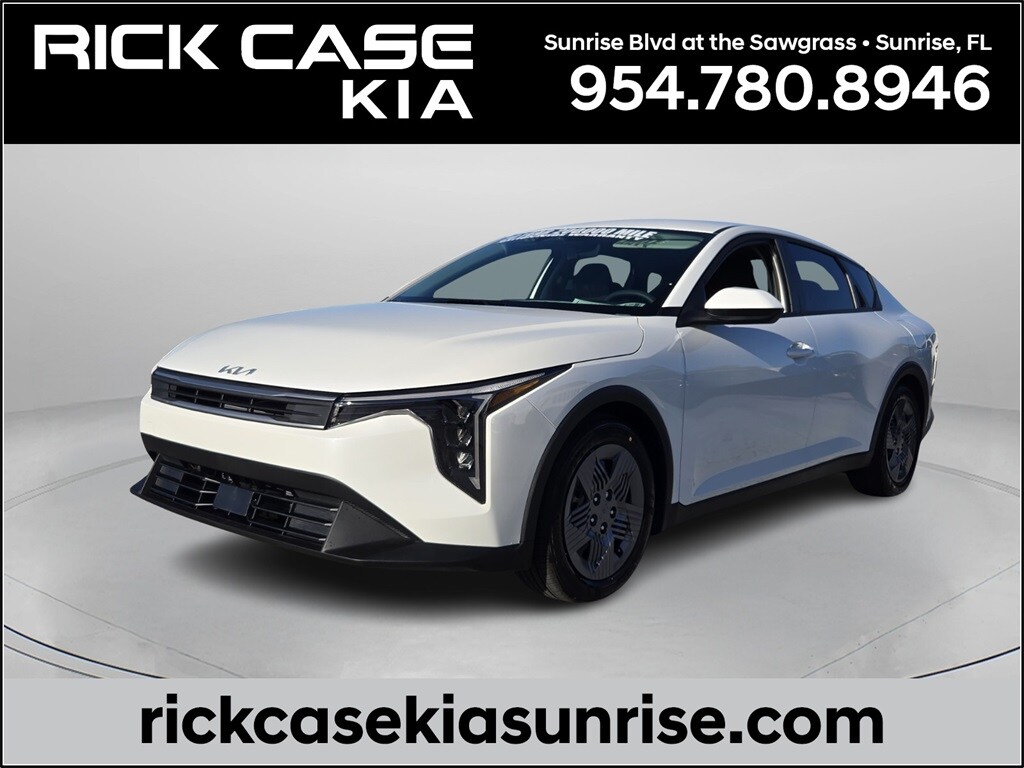New 2025 Kia K4 LX Sedan