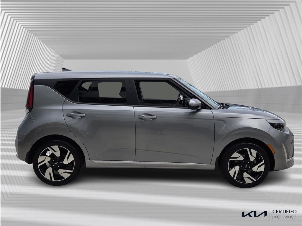 2024 Kia Soul GT-Line photo 3