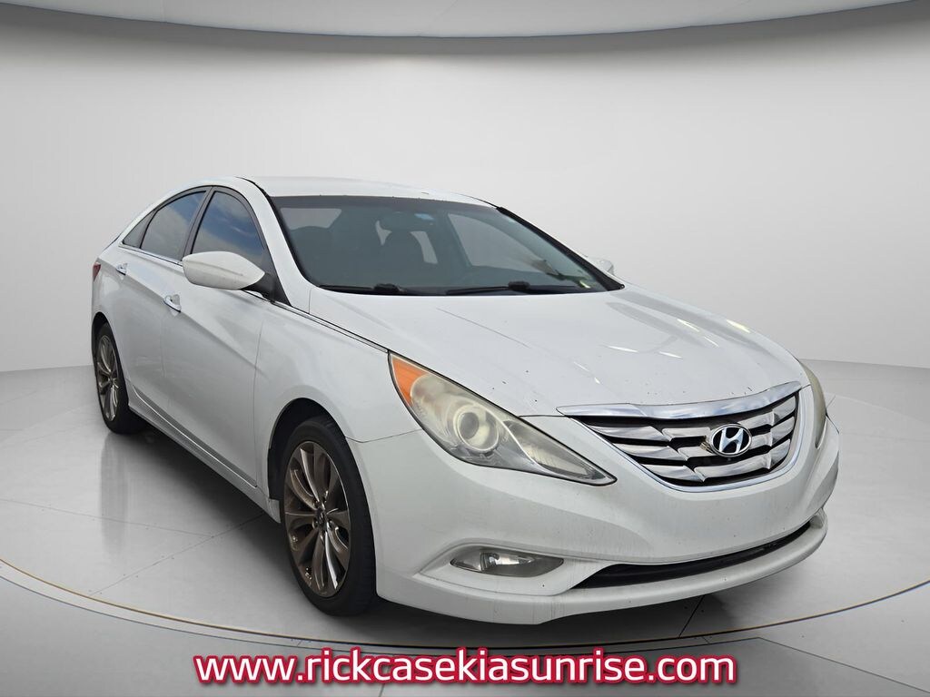 Used 2013 Hyundai Sonata SE Sedan