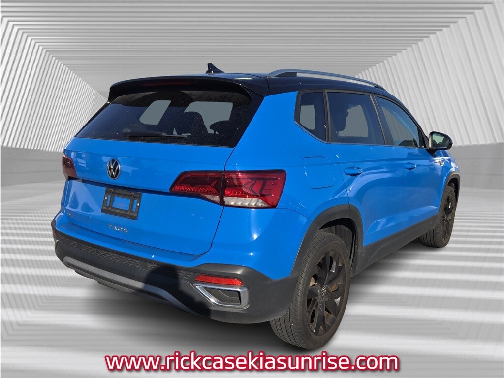 Used 2023 Volkswagen Taos 1.5T SE SUV