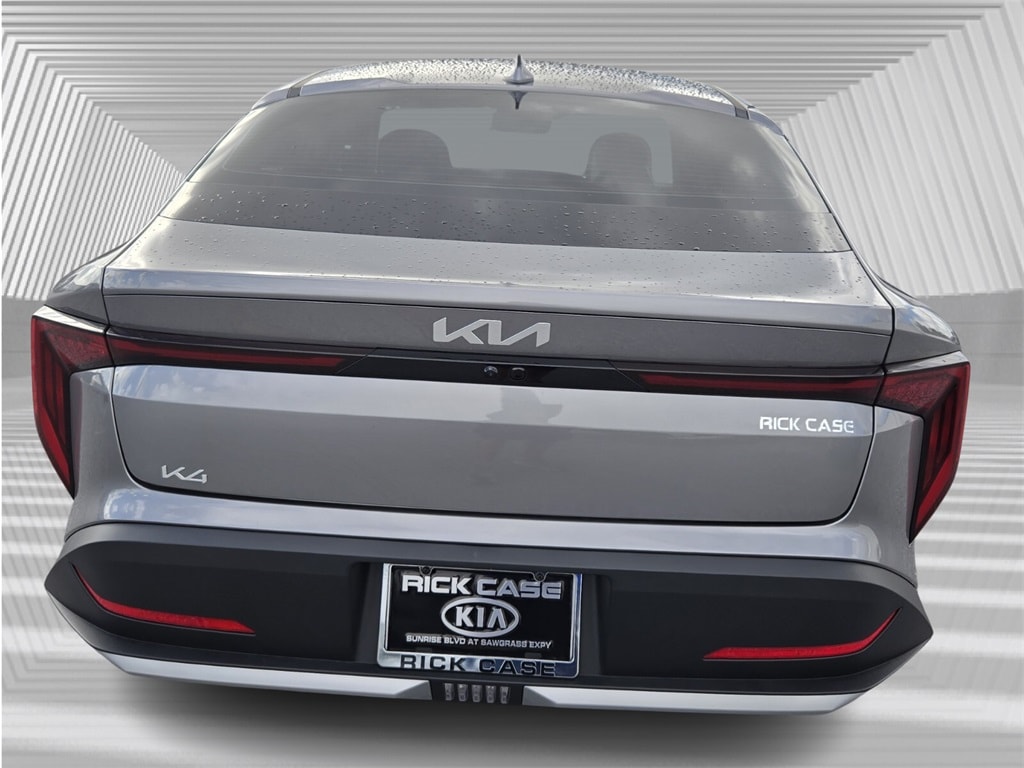New 2025 Kia K4 LXS Sedan