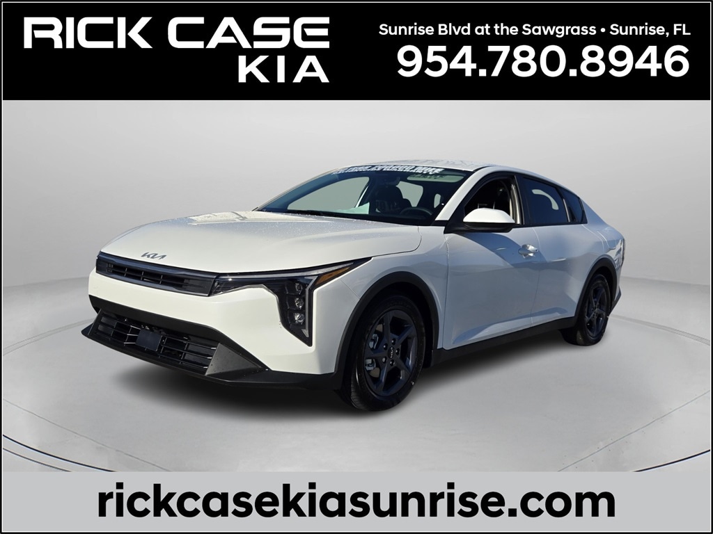 2025 Kia K4 LXS's photo