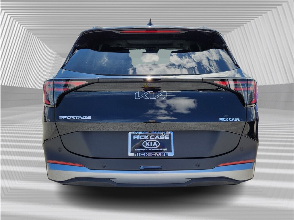 2026 Kia Sportage EX photo 4
