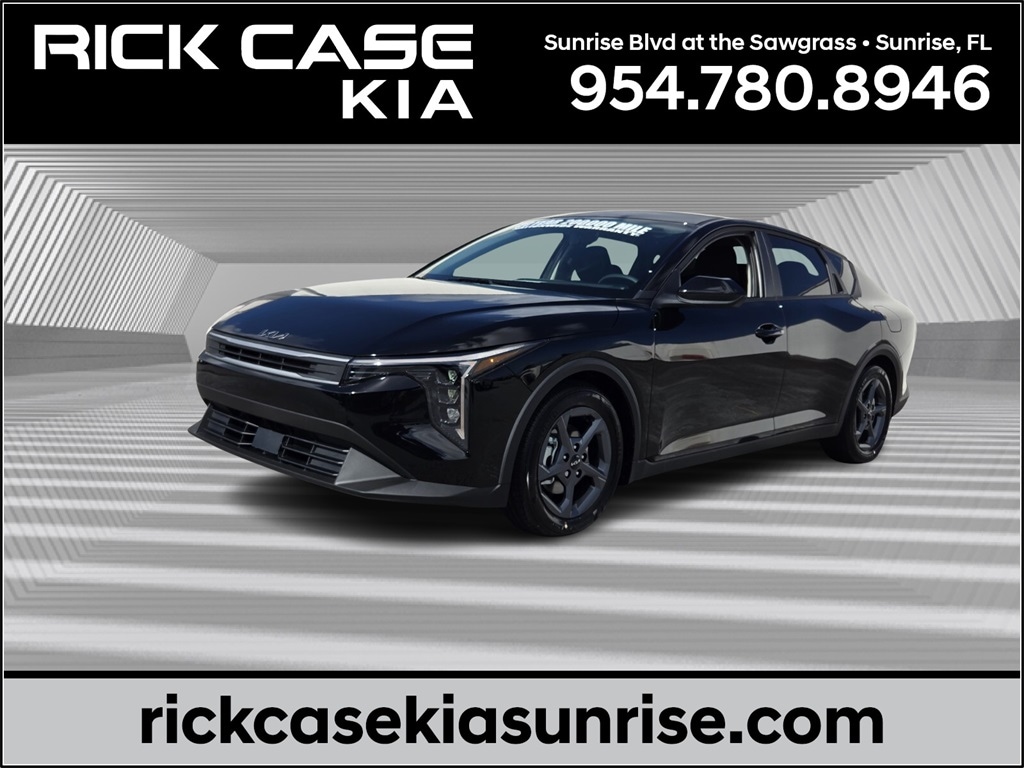 New 2025 Kia K4 LXS Sedan