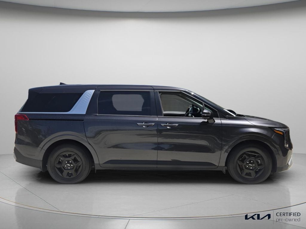 Certified 2026 Kia Carnival LXS Minivan/Van
