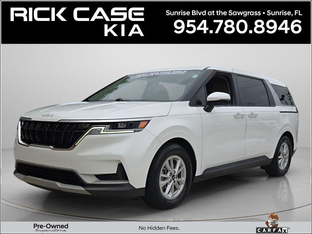 2023 Kia Sedona LX Seat Pkg's photo
