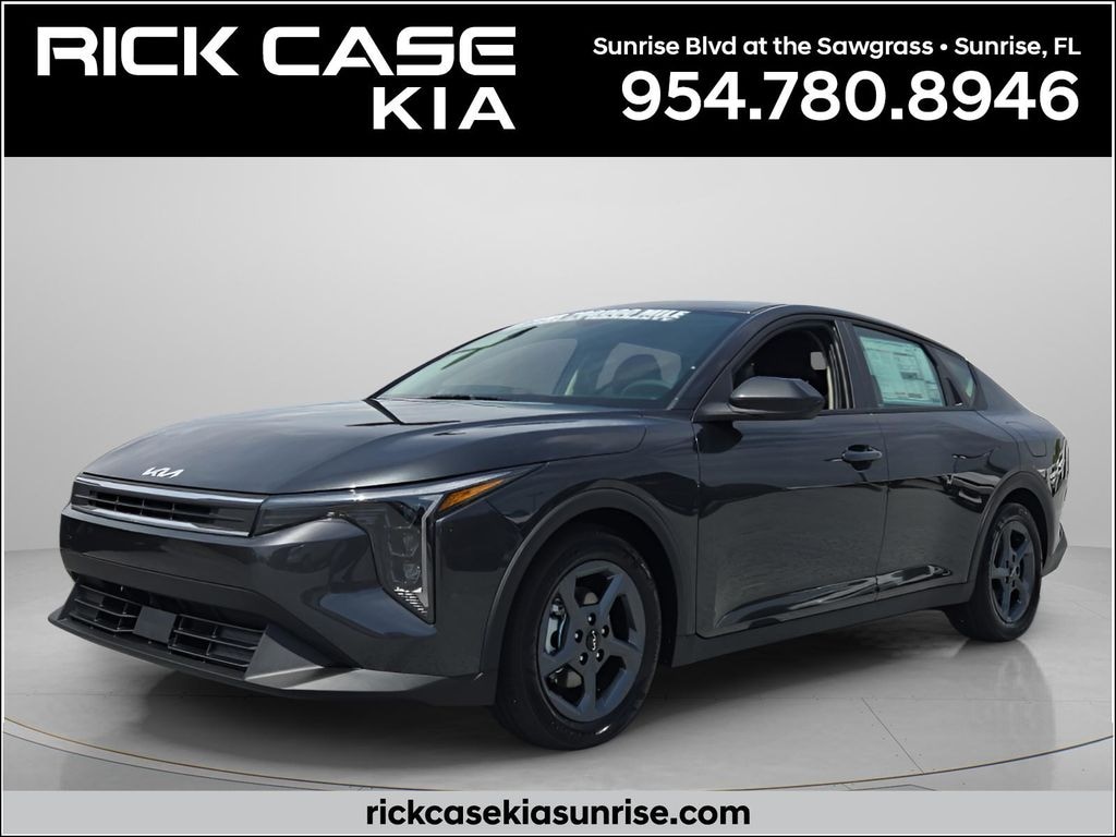 New 2026 Kia K4 LXS Sedan