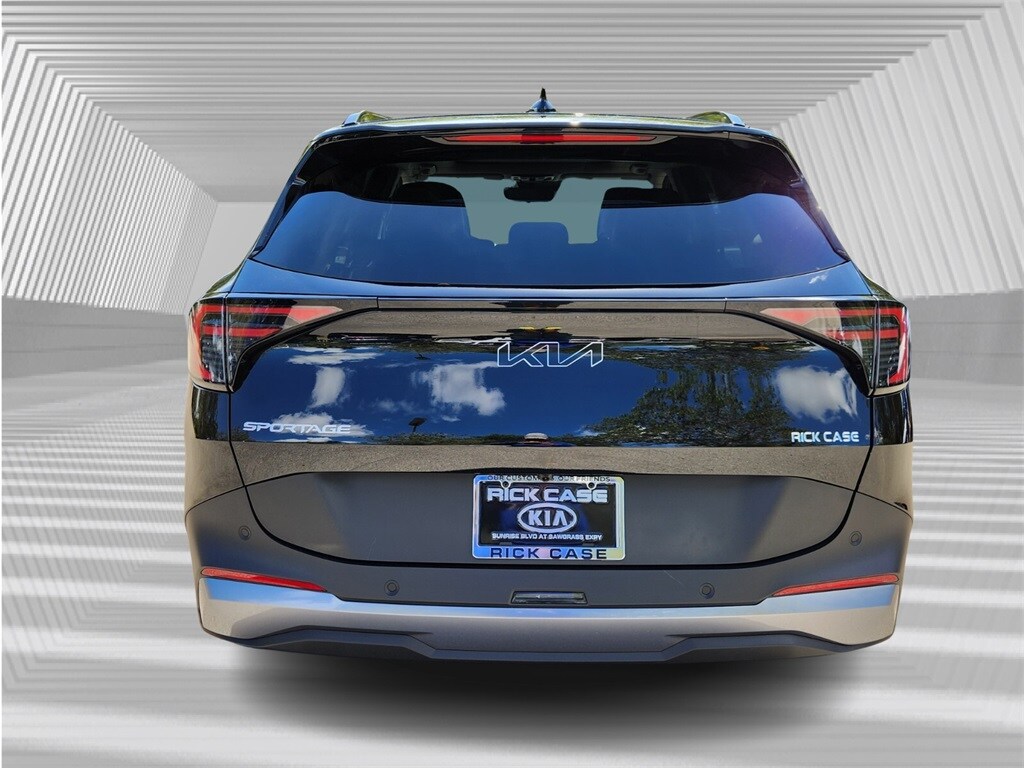 2026 Kia Sportage EX photo 4