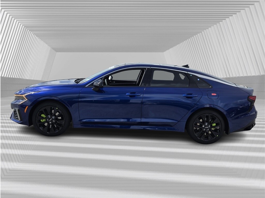 2026 Kia K5 GT photo 2