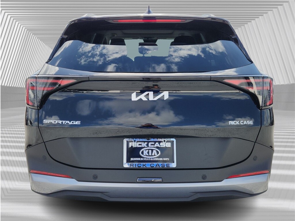 2026 Kia Sportage EX photo 4