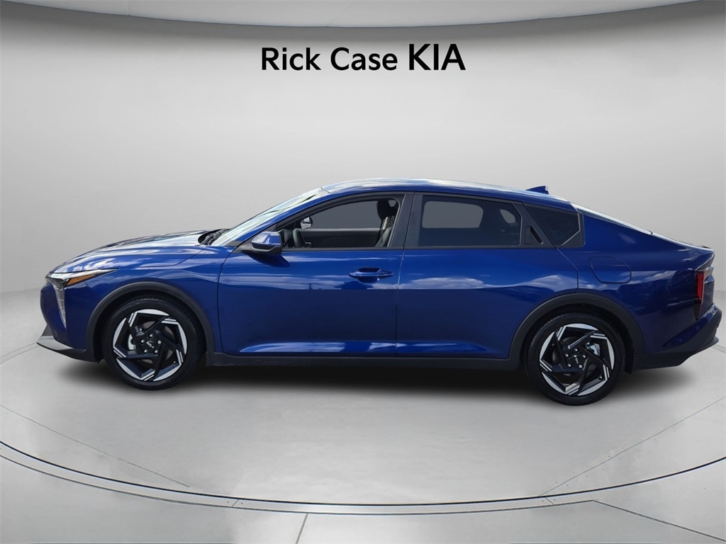 New 2025 Kia K4 EX Sedan