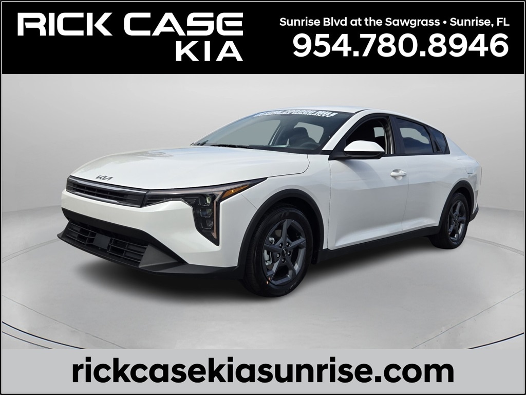 New 2025 Kia K4 LXS Sedan