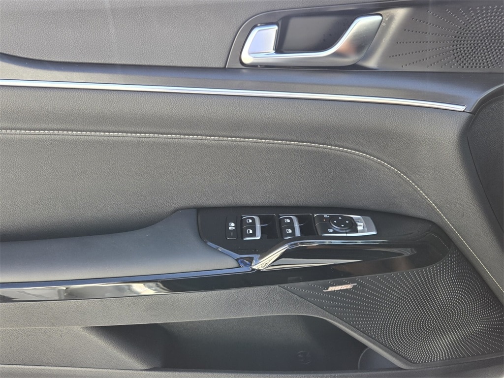 2026 Kia K5 GT-Line photo 4