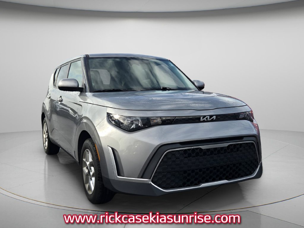 Certified 2024 Kia Soul LX Hatchback