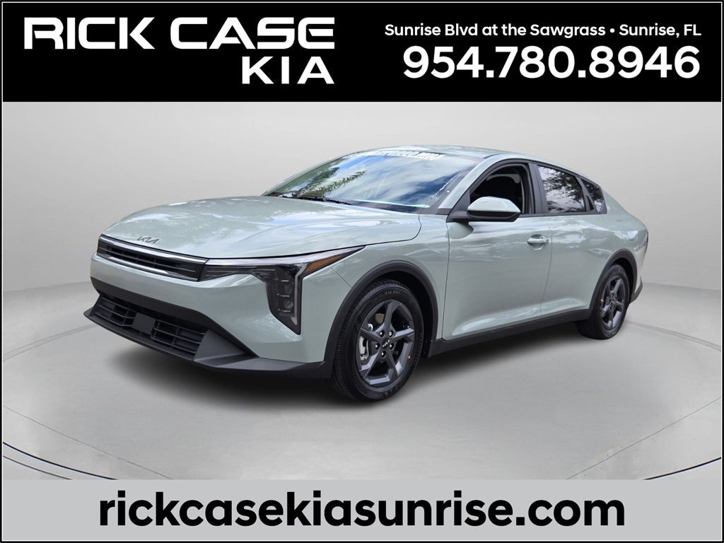 2025 Kia K4 LXS's photo