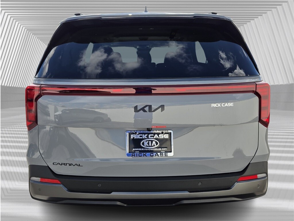 New 2026 Kia Carnival SX Van Passenger Van