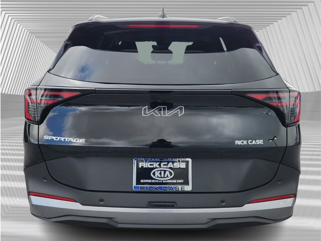 2026 Kia Sportage EX photo 3