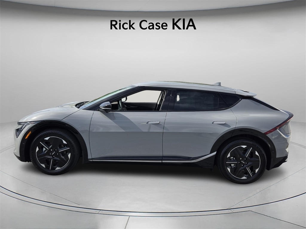 New 2025 Kia EV6 Wind SUV