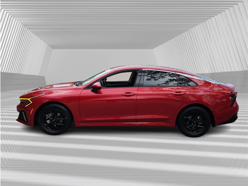 2025 Kia K5 LXS photo 2