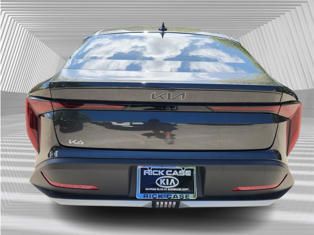 2025 Kia K4 EX photo 4