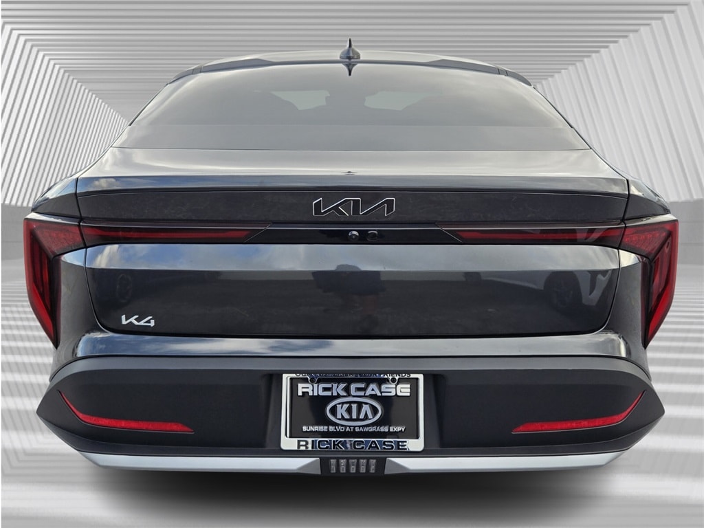 New 2025 Kia K4 LX Sedan