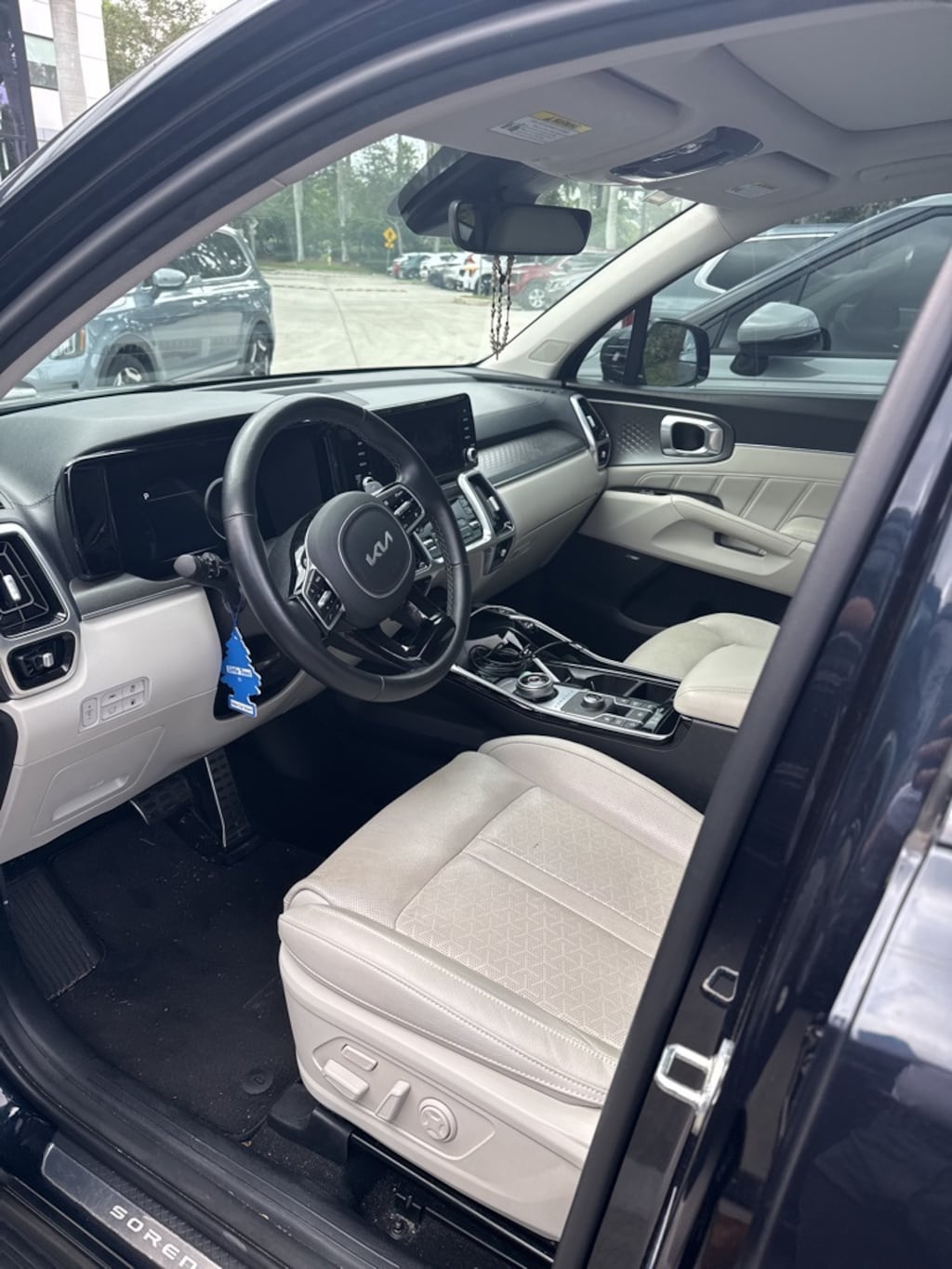 Certified 2023 Kia Sorento Plug-In Hybrid SX Prestige SUV